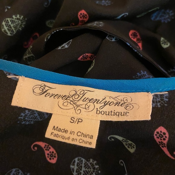 Stylish Black Dress with Blue paisley Accents belted dress size SP SUMMER DRESS - Picture 6 of 6